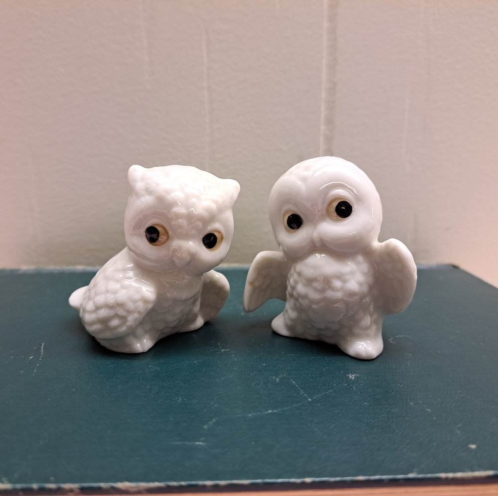 Vintage Pair Of White Ceramic Owl Figurines Japan